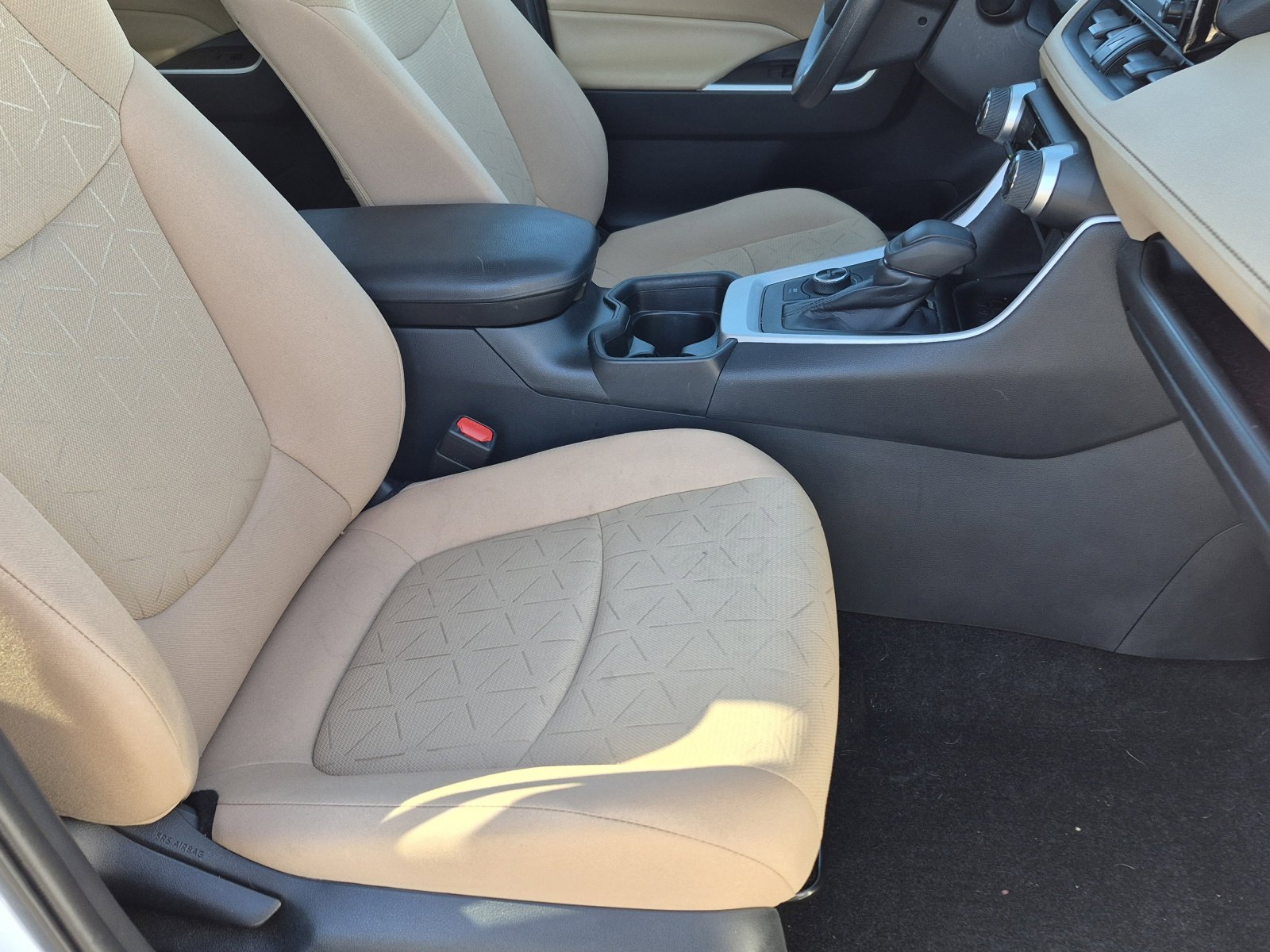 Used 2021 Toyota RAV4 XLE w/ Convenience Package AWD/4WD image 23