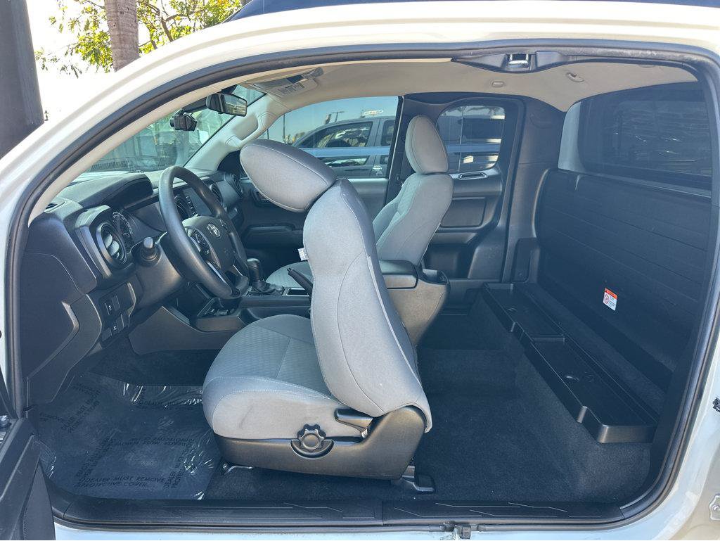 Used 2023 Toyota Tacoma SR RWD image 17