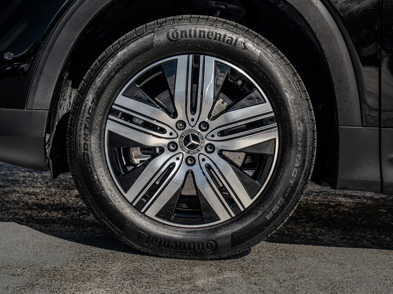 Used 2023 Mercedes-Benz EQB 250+ image 14