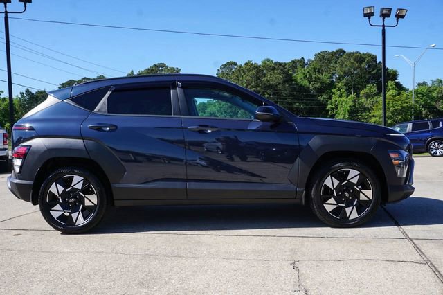 Used 2025 Hyundai Kona SEL image 3