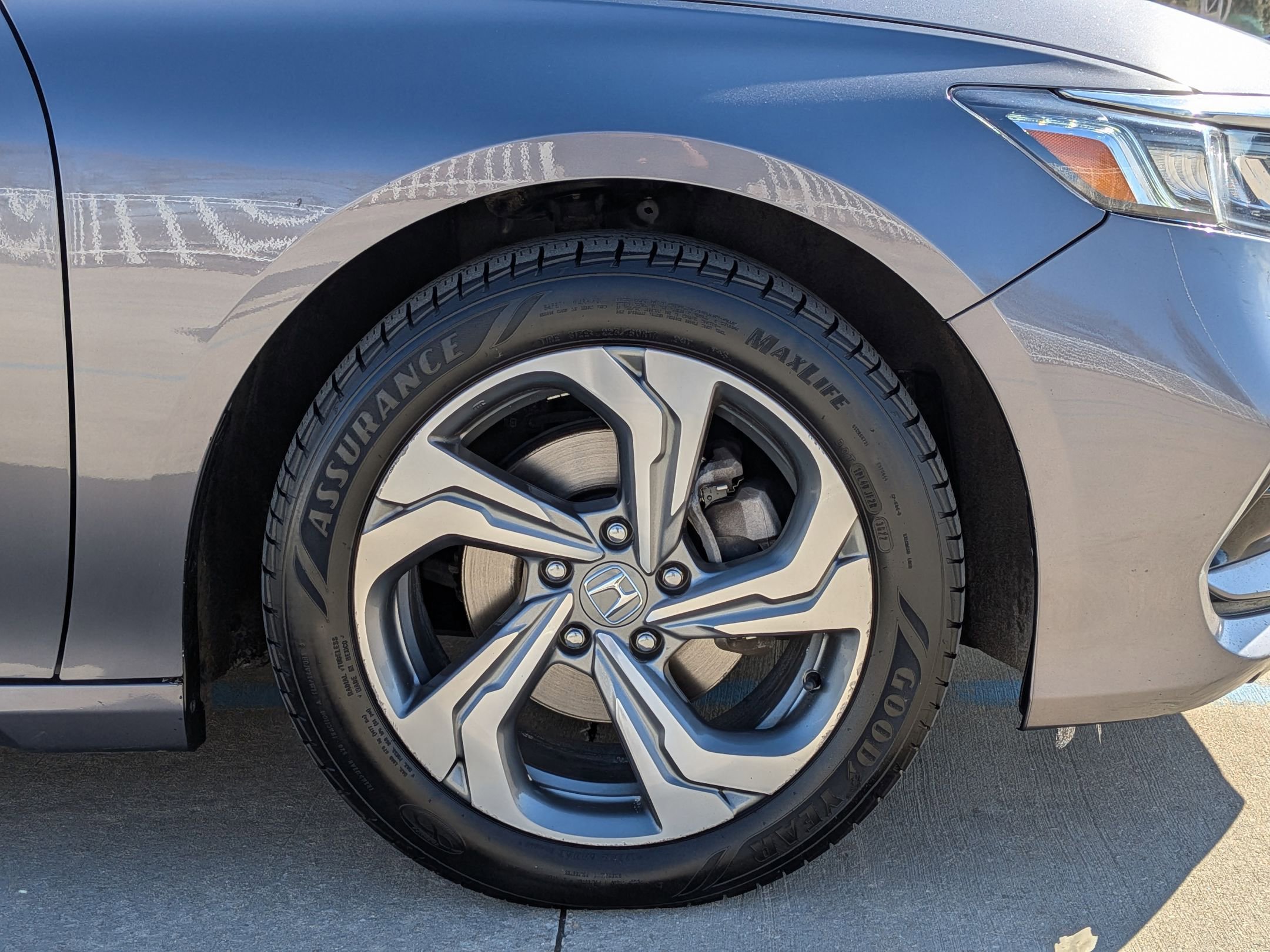 Certified 2019 Honda Accord EX image 28
