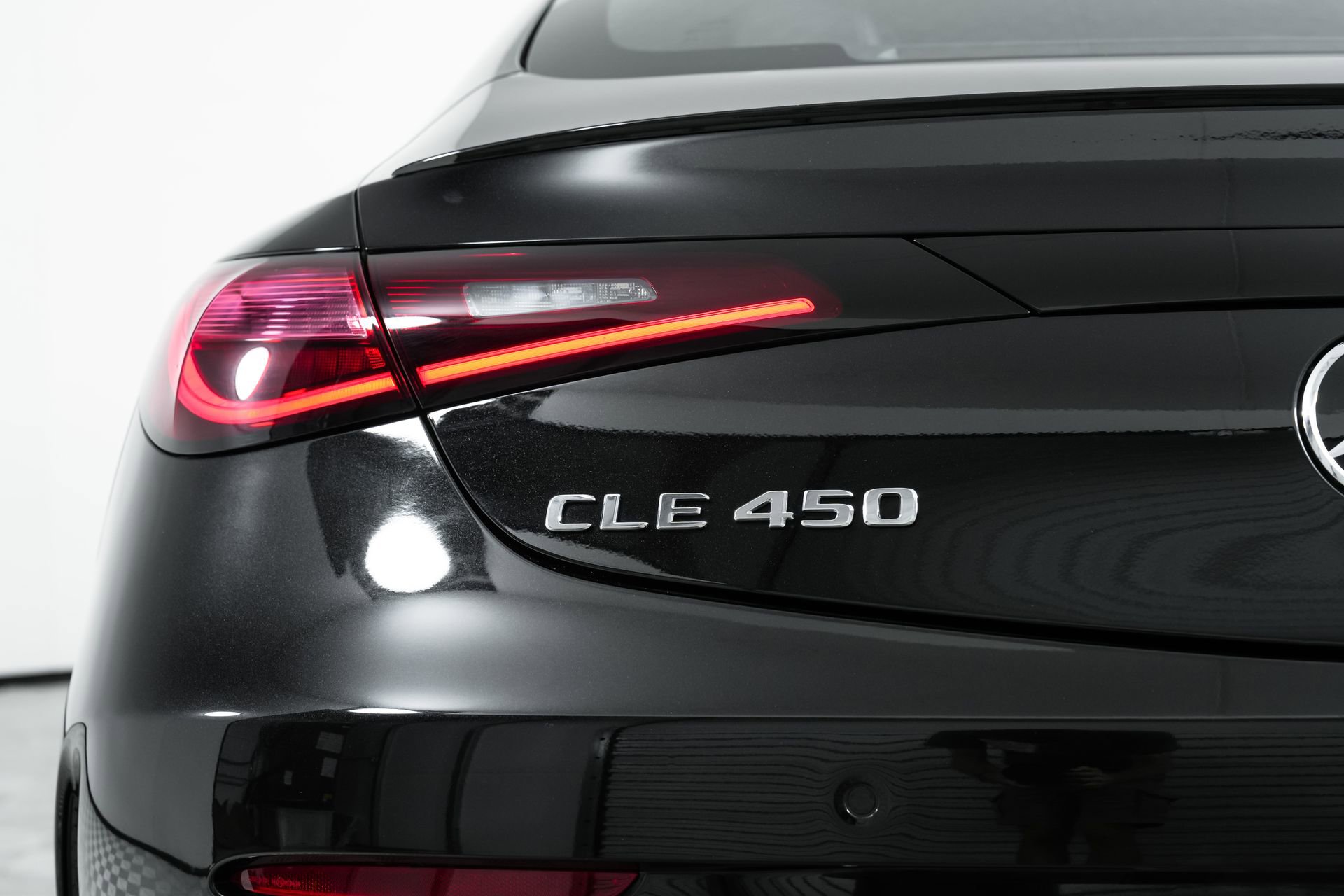 Used 2025 Mercedes-Benz CLE 450 4MATIC Coupe image 16