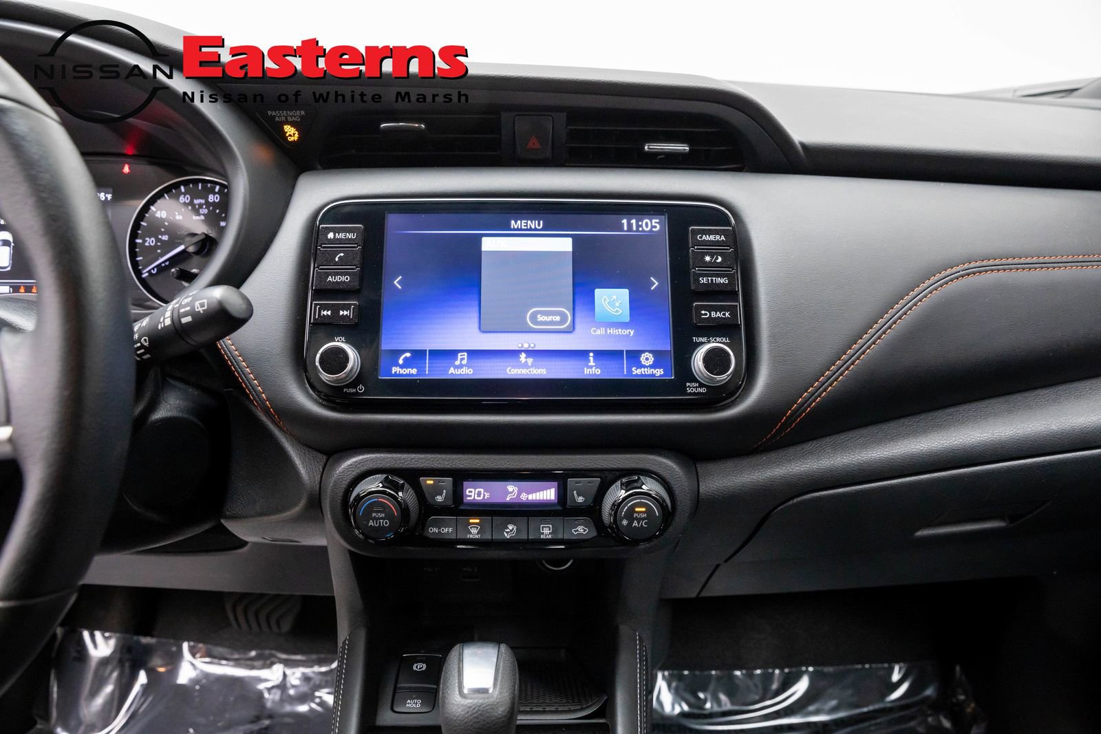 Used 2023 Nissan Kicks SR w/ SR Premium Package image 18