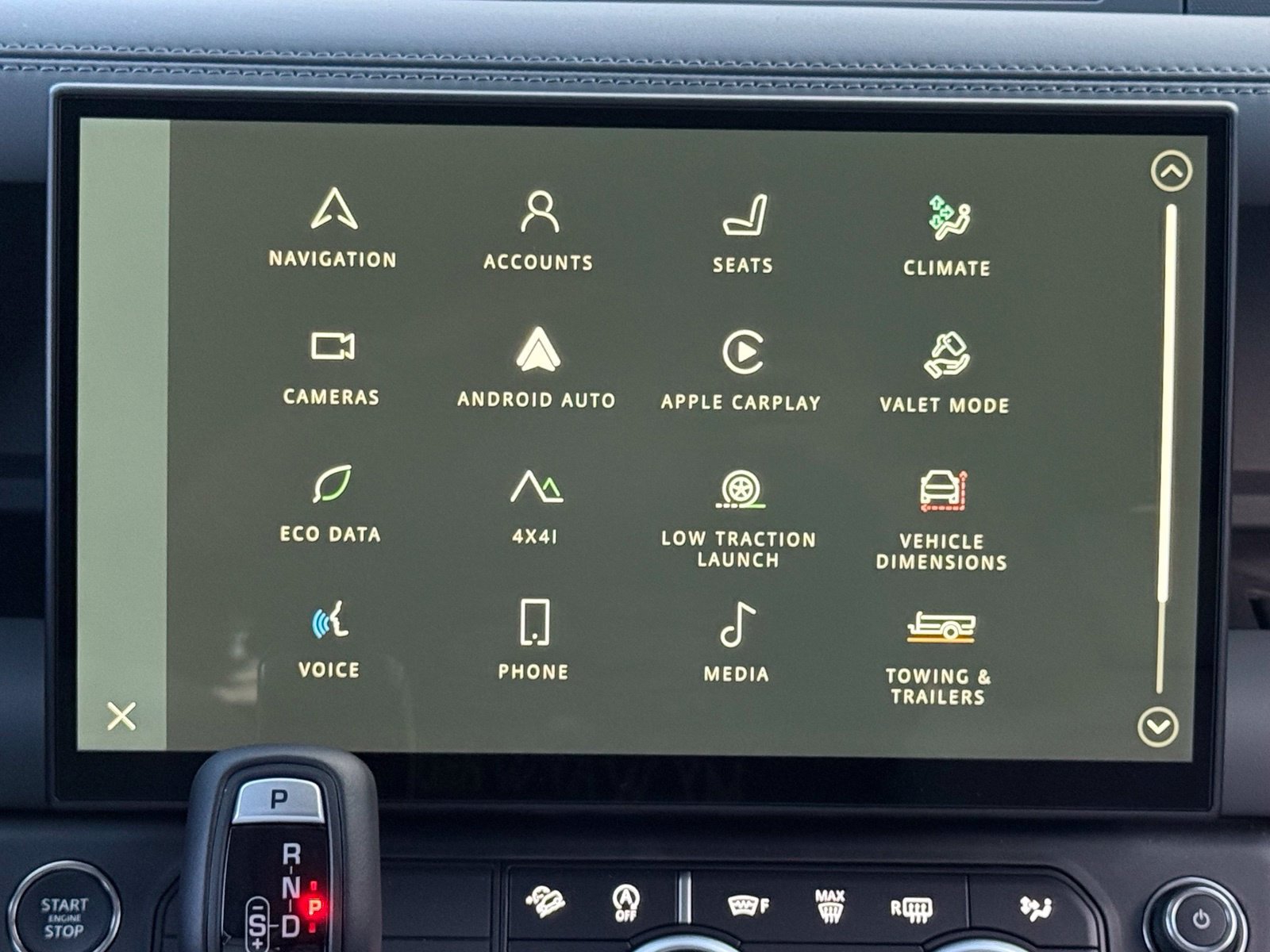 New 2026 Land Rover Defender 110 X-Dynamic SE AWD/4WD image 26