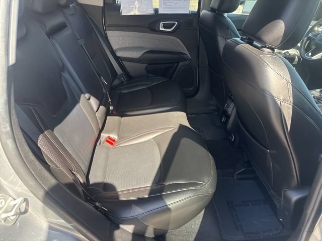 Certified 2022 Jeep Compass Latitude w/ Sun and Sound Group AWD/4WD image 33