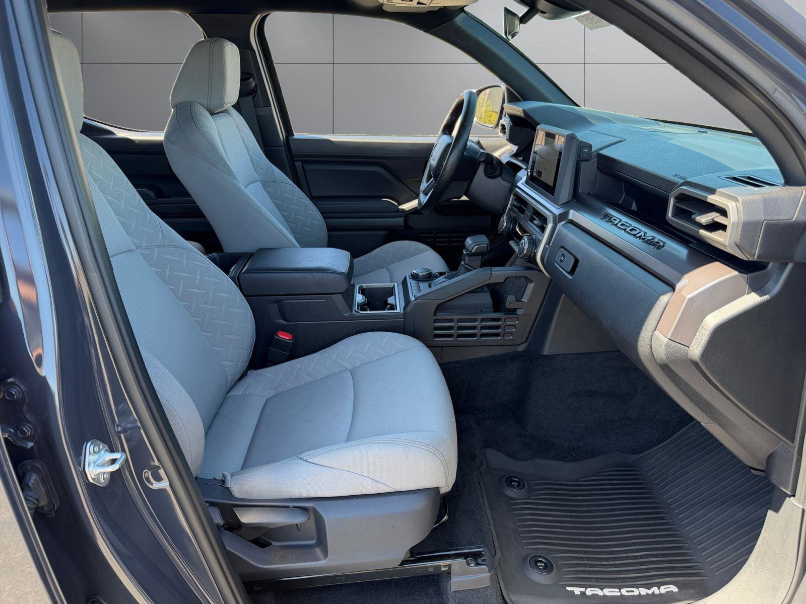 Certified 2025 Toyota Tacoma SR5 AWD/4WD image 7