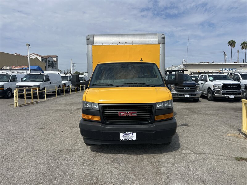 Used 2021 GMC Savana 3500 Extended w/ Power Convenience Package RWD image 5