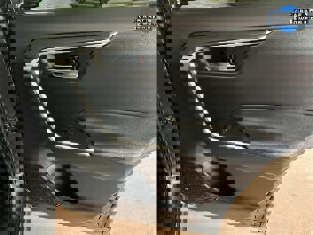 Used 2023 Toyota RAV4 XLE Premium image 20