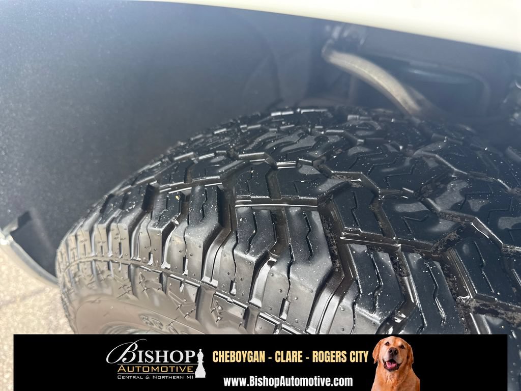 Used 2022 Chevrolet Silverado 1500 LTZ AWD/4WD image 20