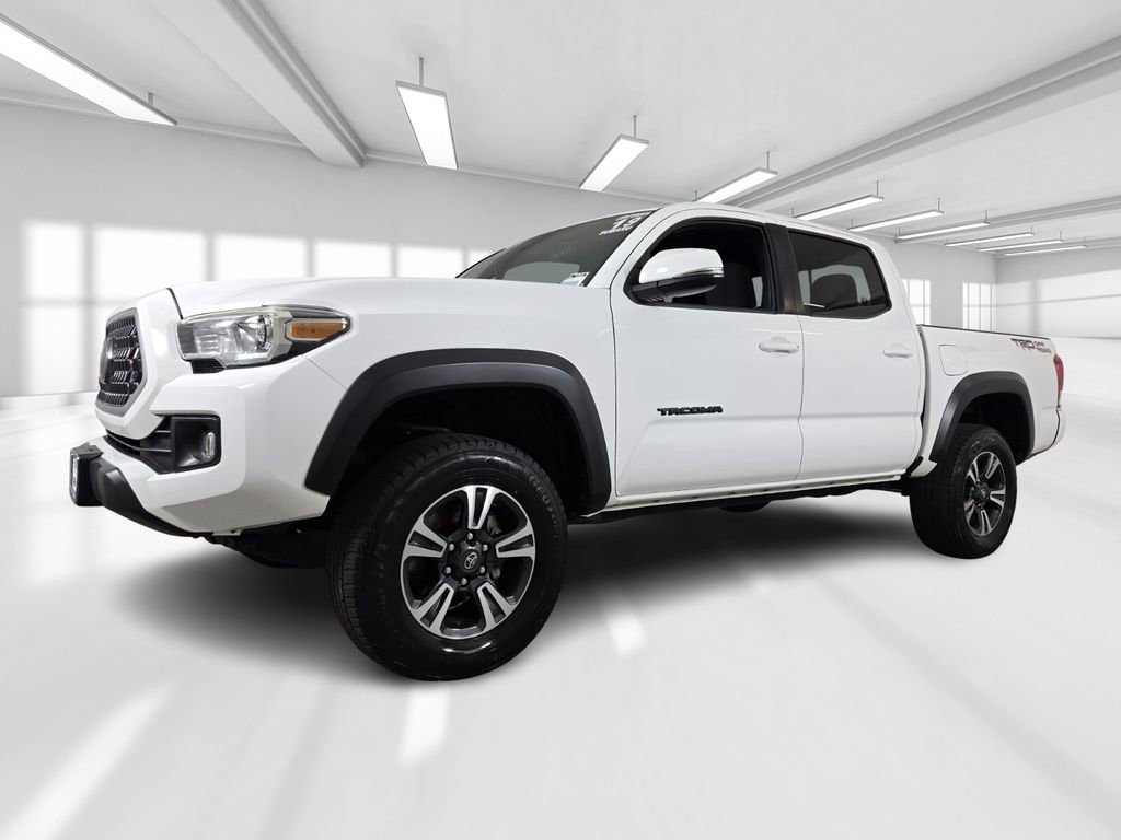 Used 2019 Toyota Tacoma TRD Off-Road w/ Technology Package image 2