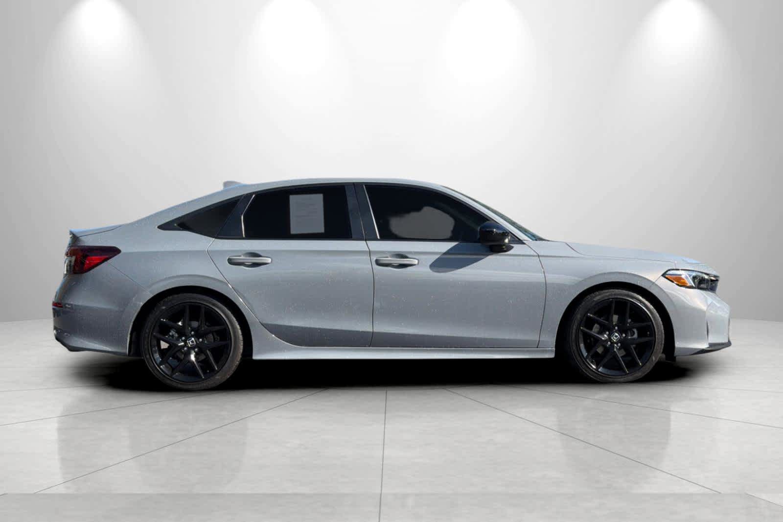 Used 2025 Honda Civic Sport image 8