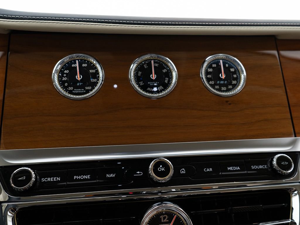 Certified 2024 Bentley Flying Spur Azure AWD/4WD image 41