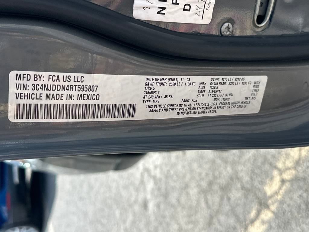 Used 2024 Jeep Compass Trailhawk image 22