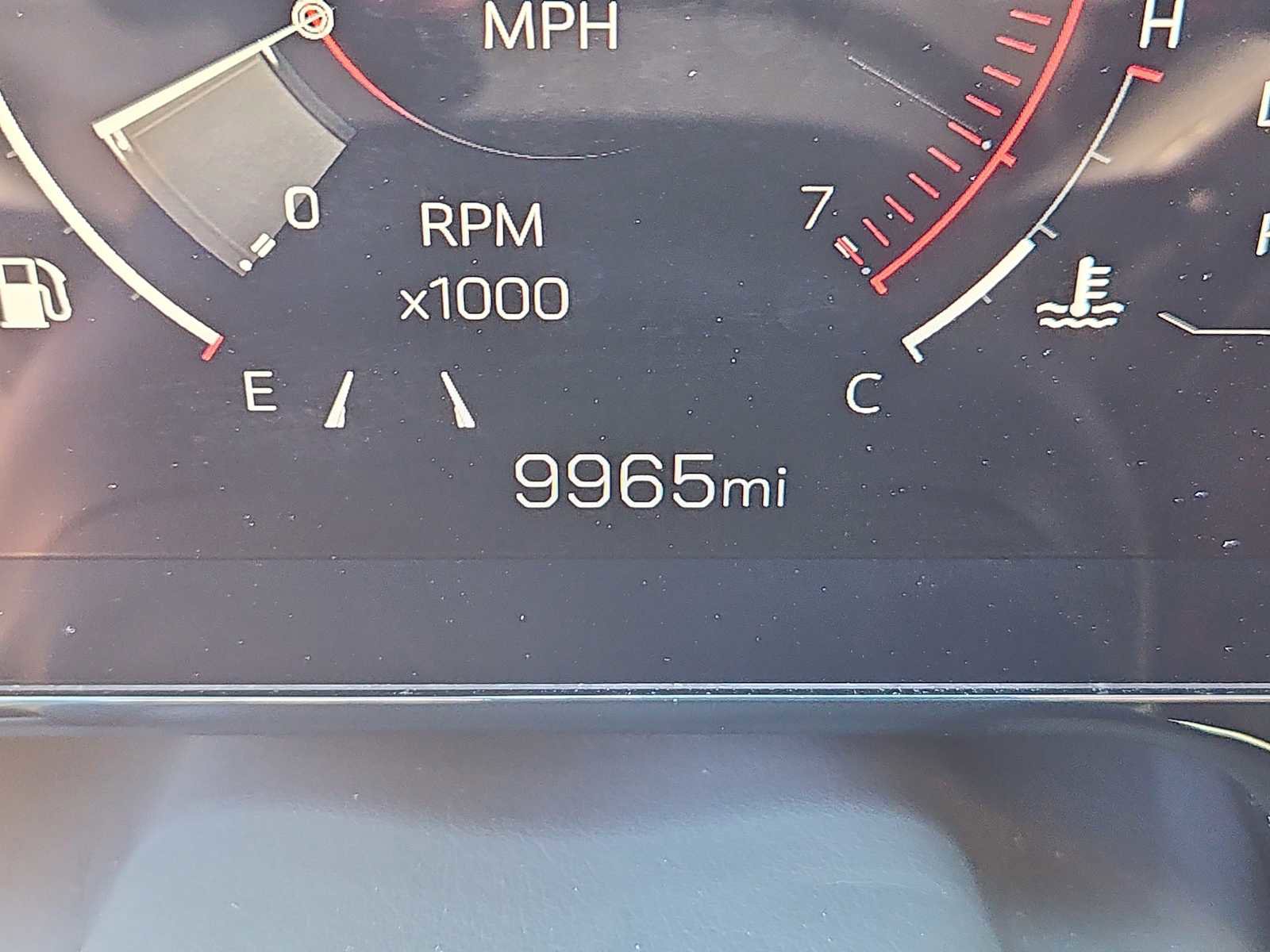 Used 2025 GMC Yukon AT4 w/ AT4 Premium Package image 14