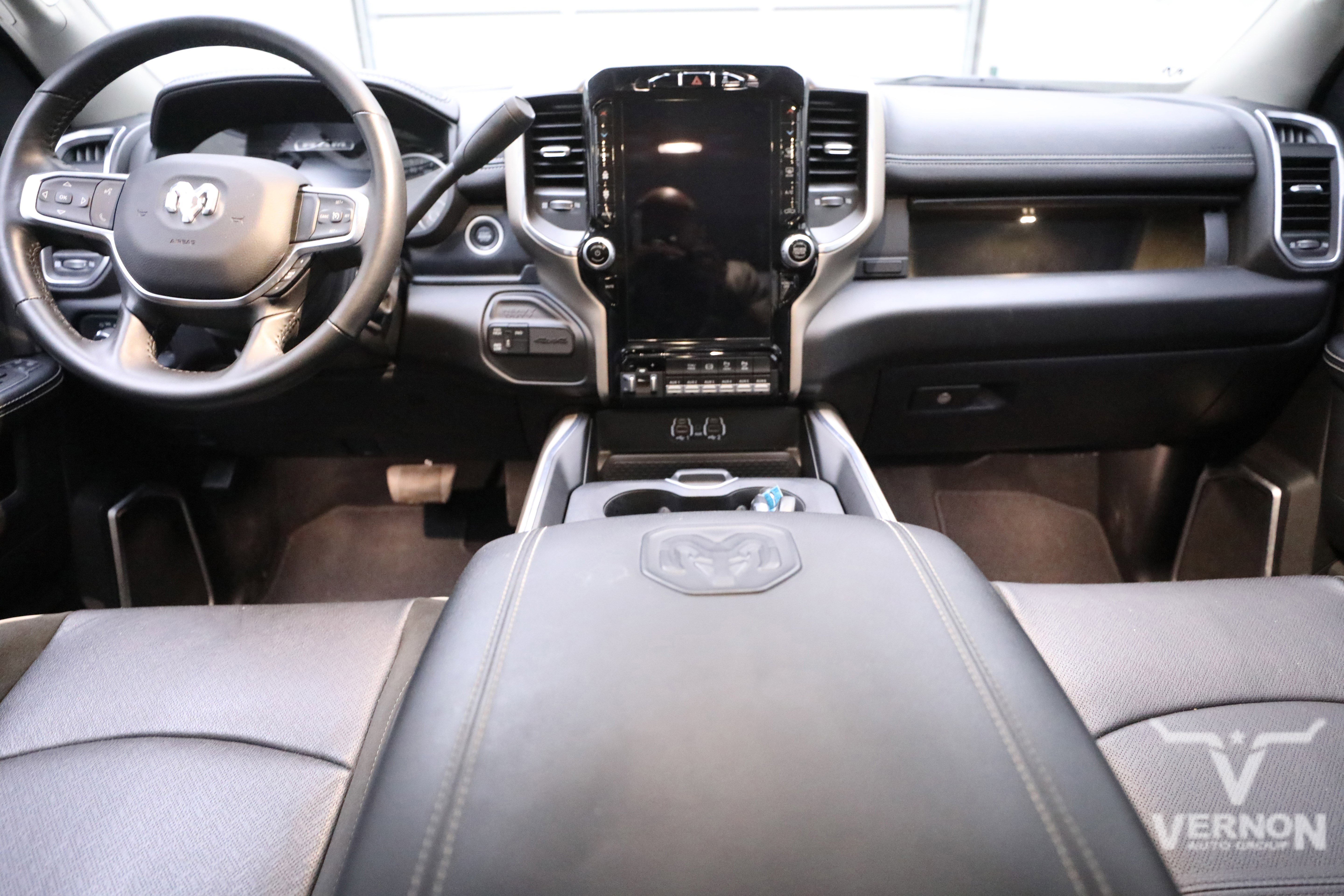 Used 2024 RAM 3500 Laramie w/ Chrome Bumper Package image 13