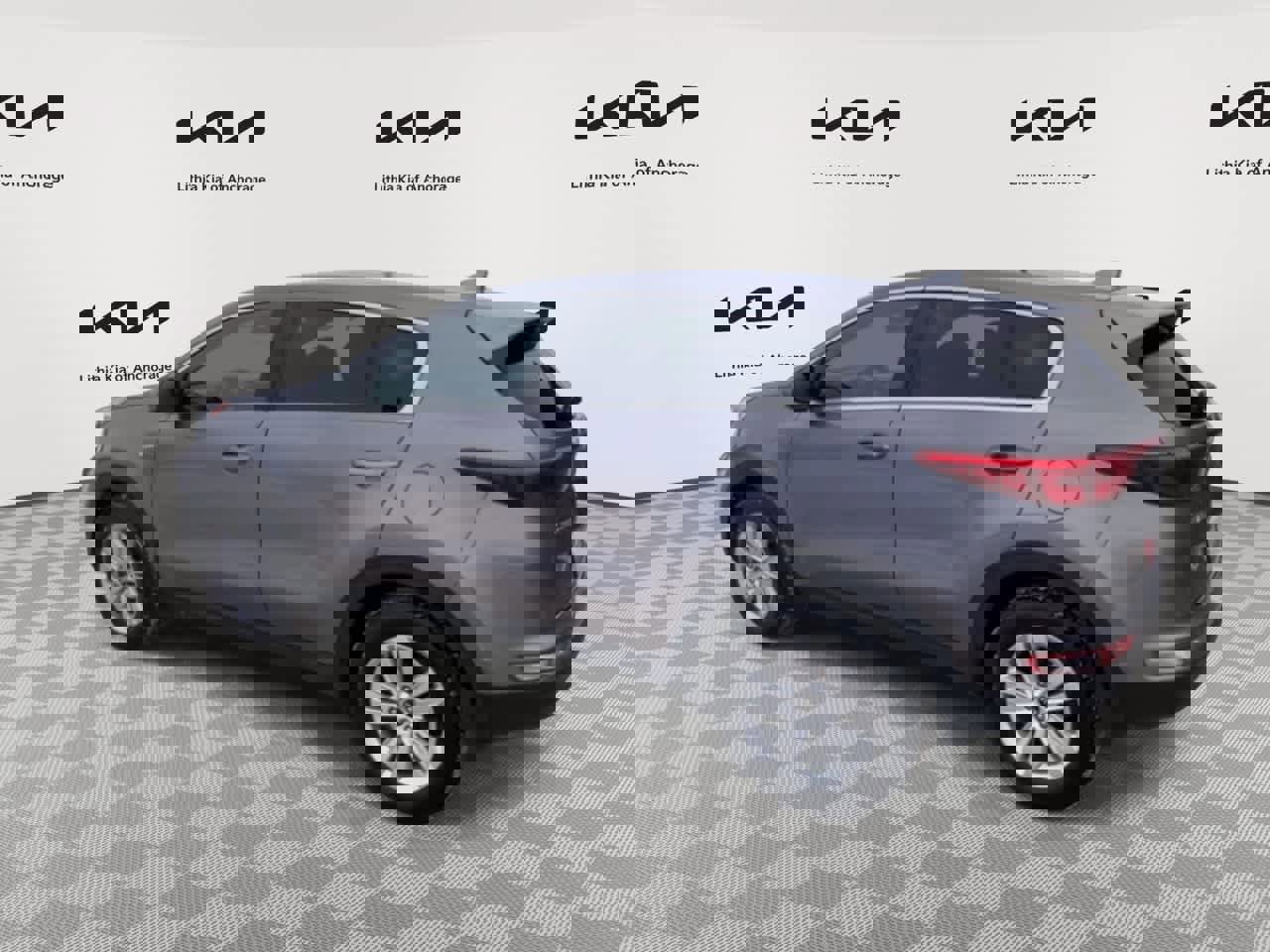 Used 2018 Kia Sportage LX image 6