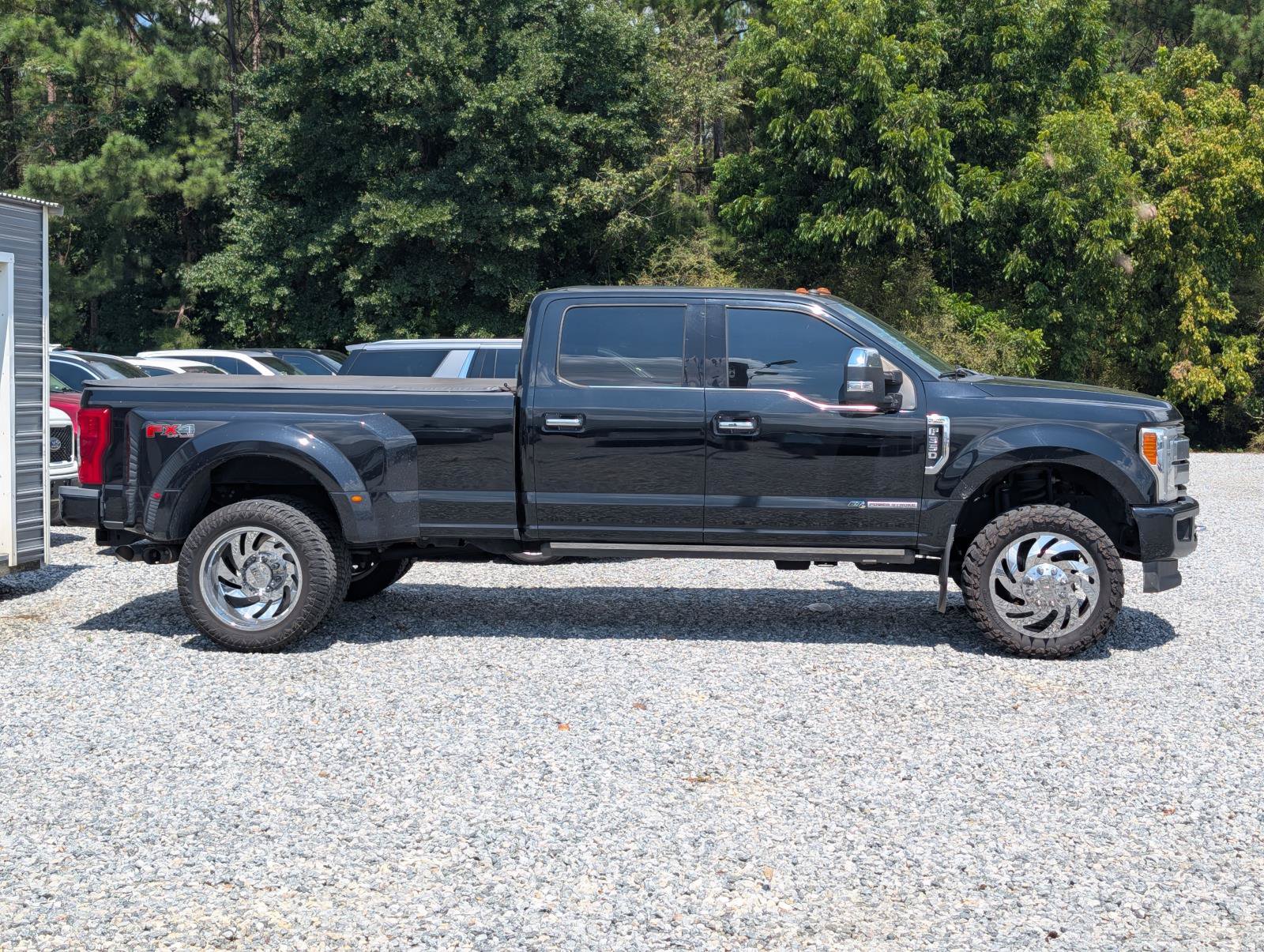 Used 2018 Ford F350 Platinum w/ Platinum Ultimate Package AWD/4WD image 3