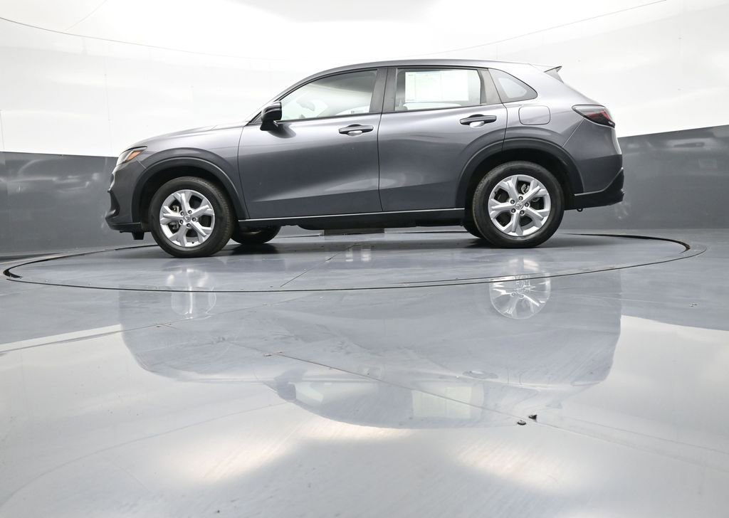 Certified 2023 Honda HR-V LX image 31