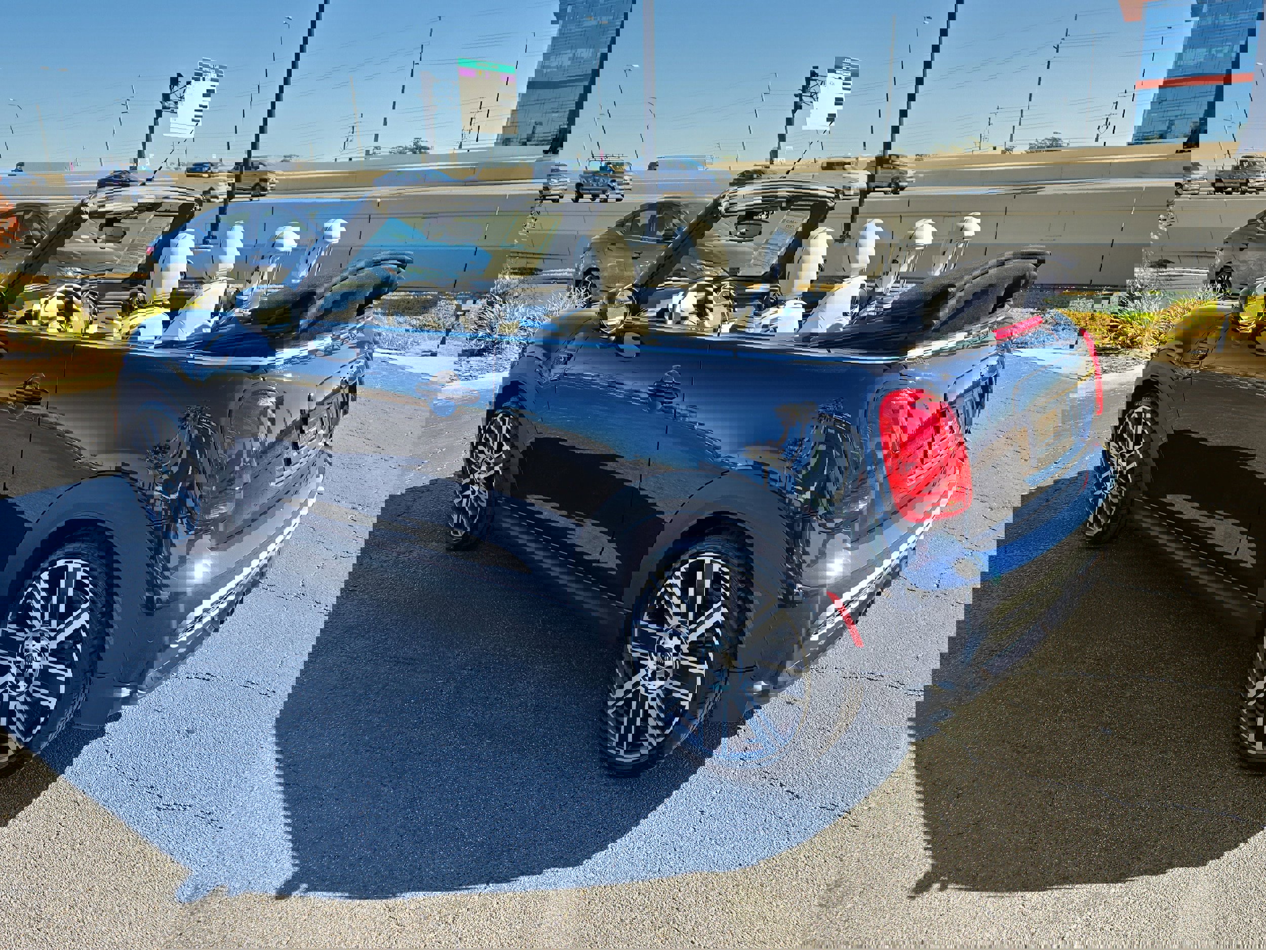 Used 2023 MINI Cooper S image 6