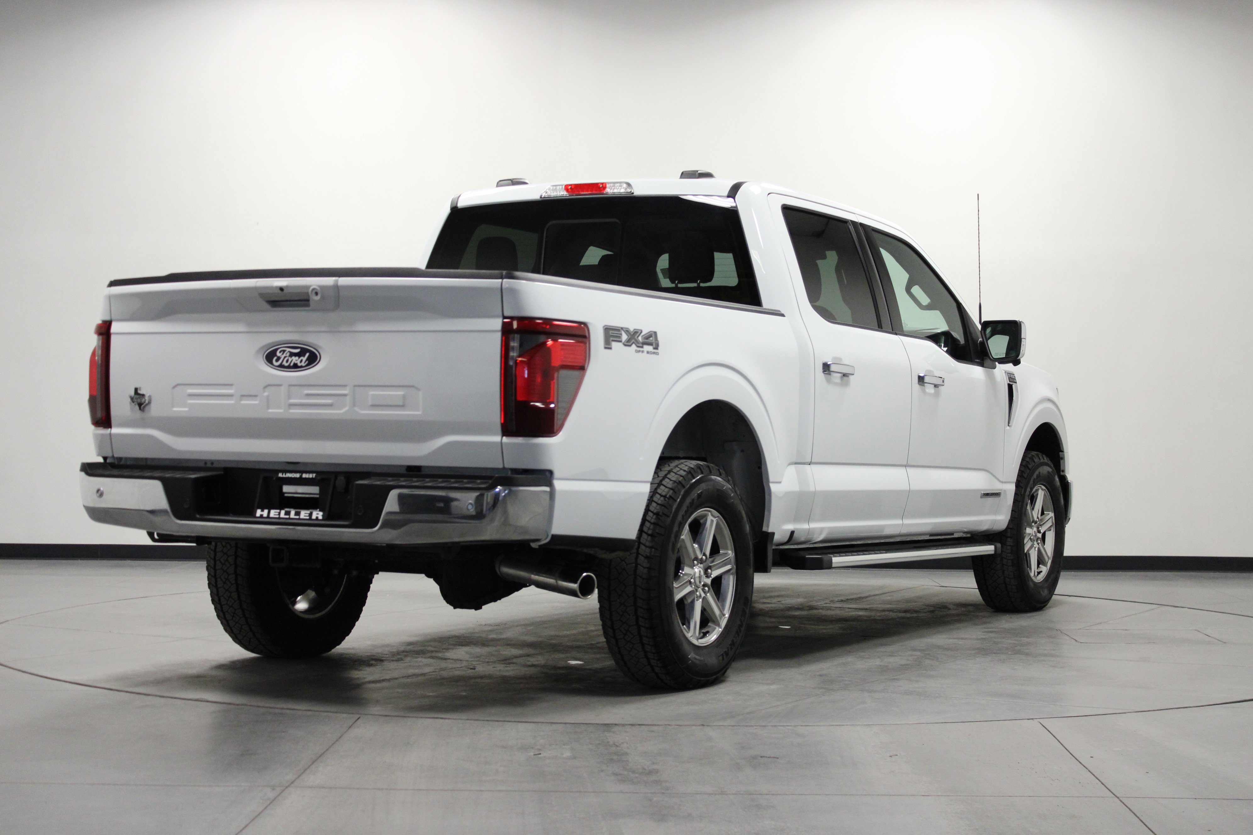 Used 2024 Ford F150 XLT w/ Equipment Group 302A MID image 4