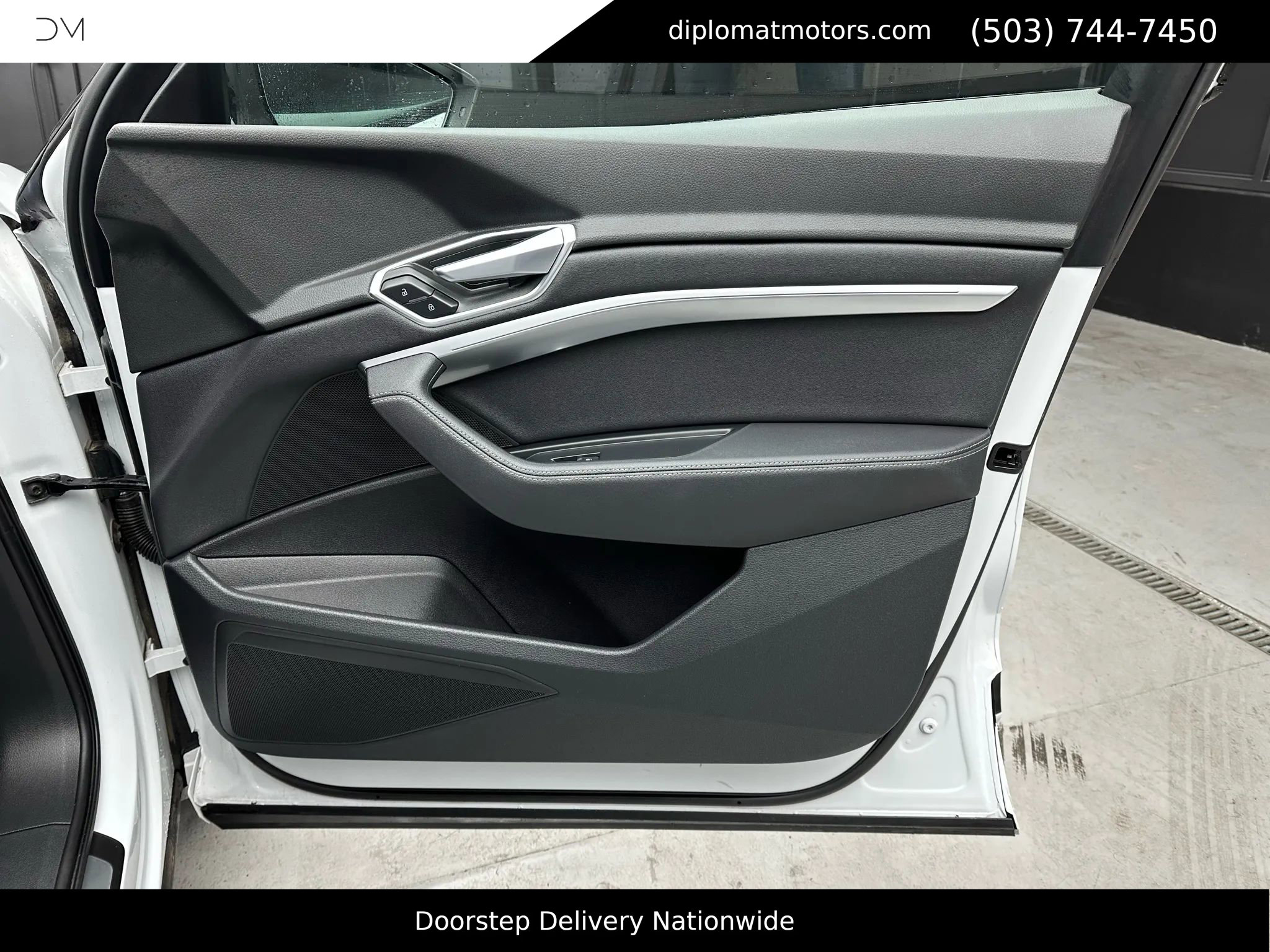 Used 2021 Audi e-tron Premium w/ Convenience Plus Package image 33