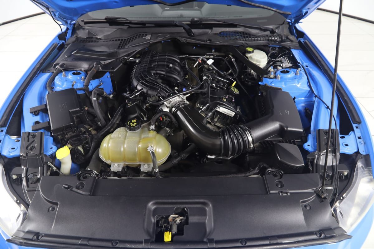 Used 2017 Ford Mustang Convertible RWD image 57