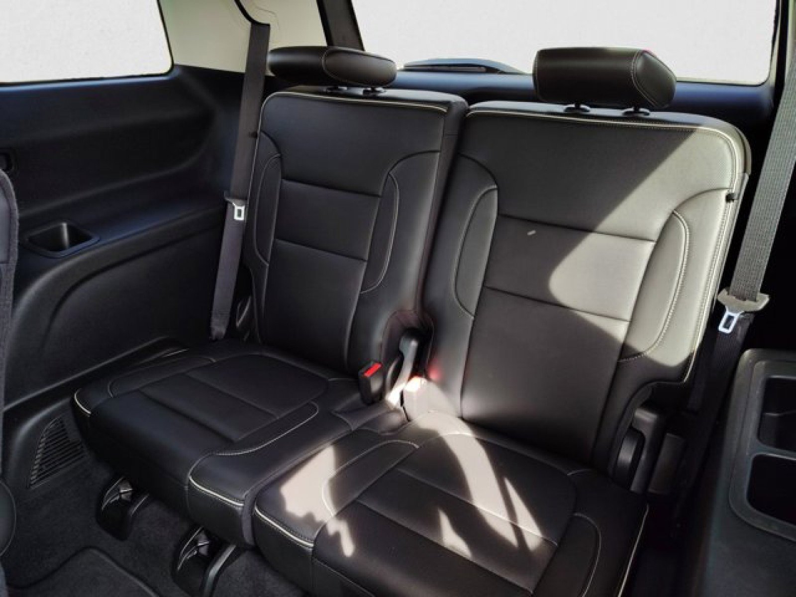 Used 2023 GMC Acadia Denali w/ Denali Ultimate Package AWD/4WD image 19