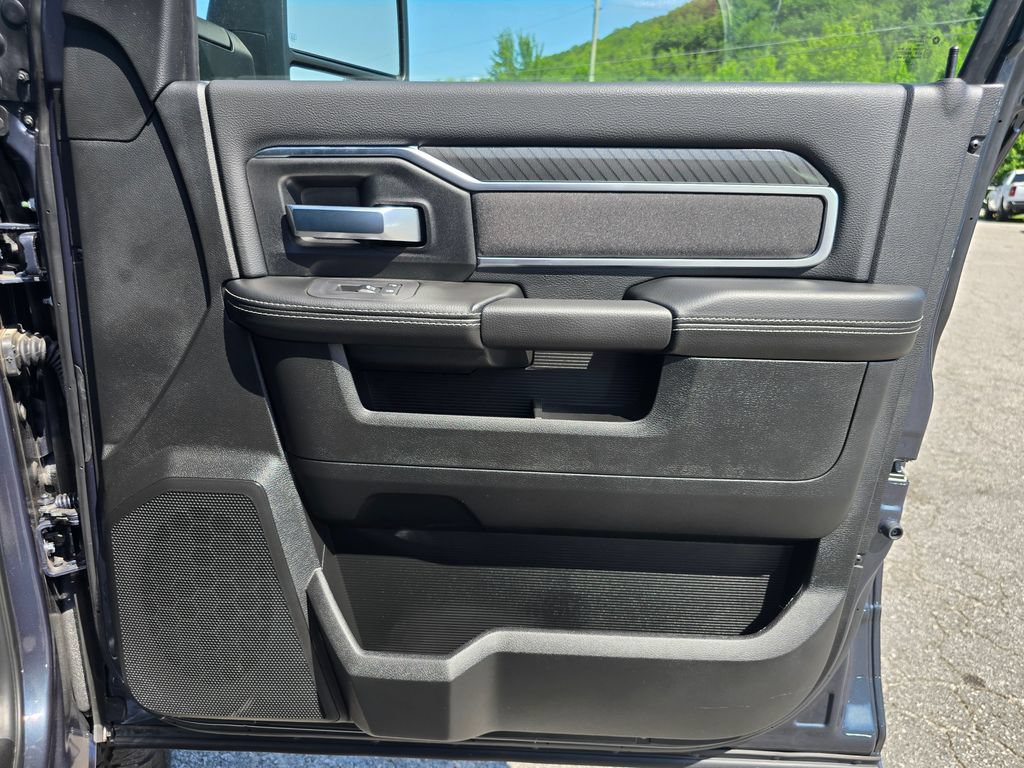 Used 2026 RAM 3500 Big Horn AWD/4WD image 45