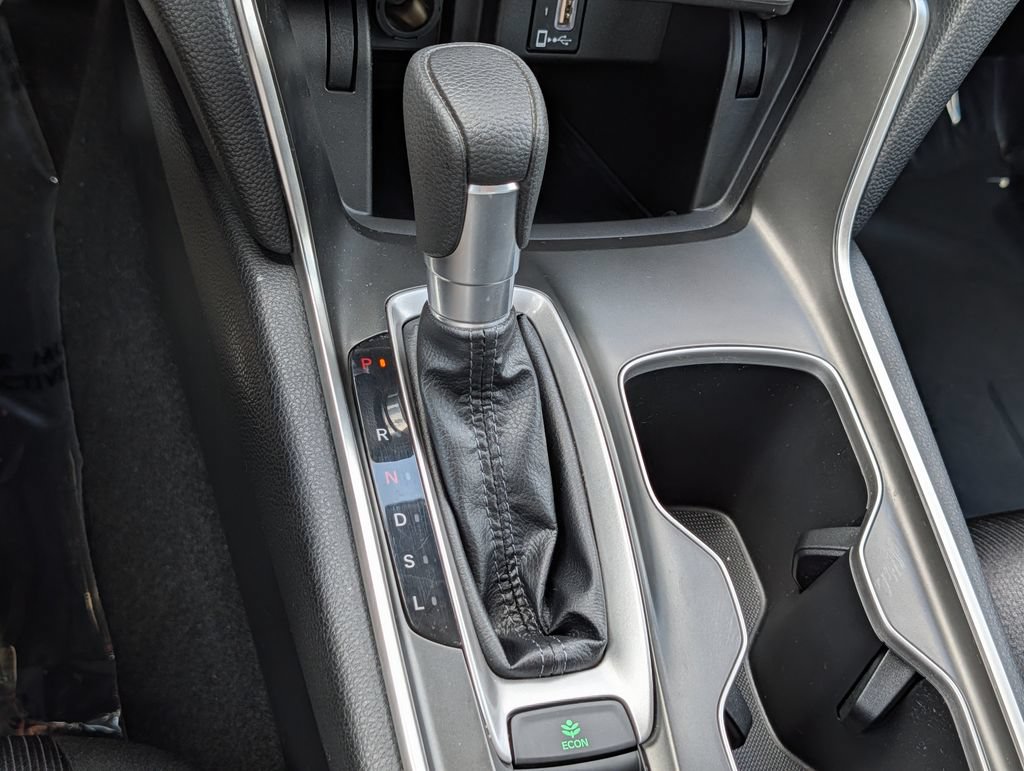 Used 2018 Honda Accord EX image 20