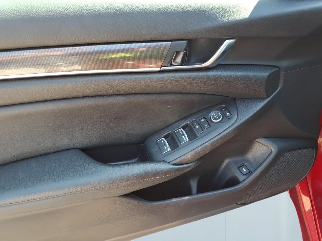 Used 2022 Honda Accord Sport image 14