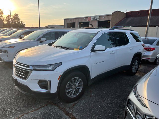 Used 2022 Chevrolet Traverse LT FWD image 1