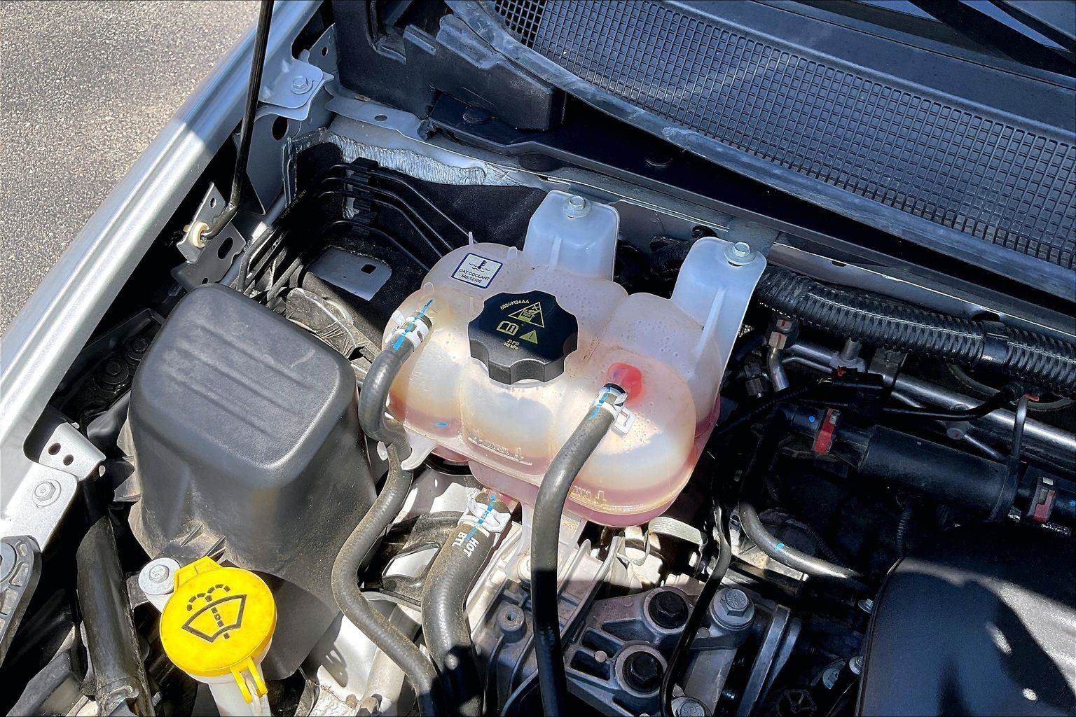 Used 2024 Chrysler Voyager LX FWD image 32