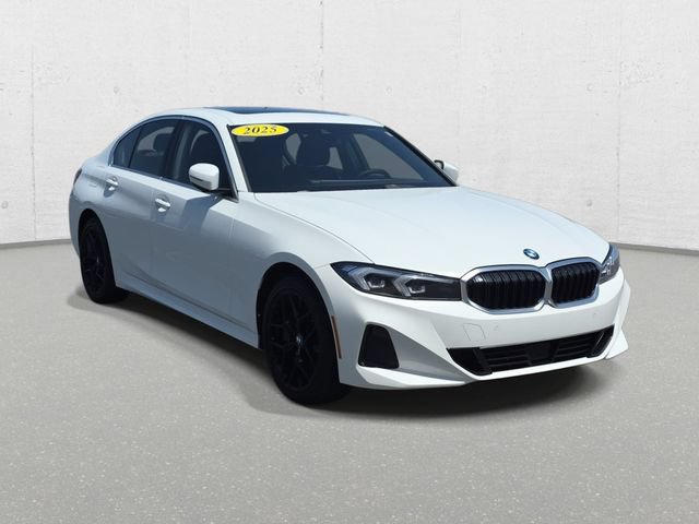 Used 2025 BMW 330i xDrive Sedan AWD/4WD image 3
