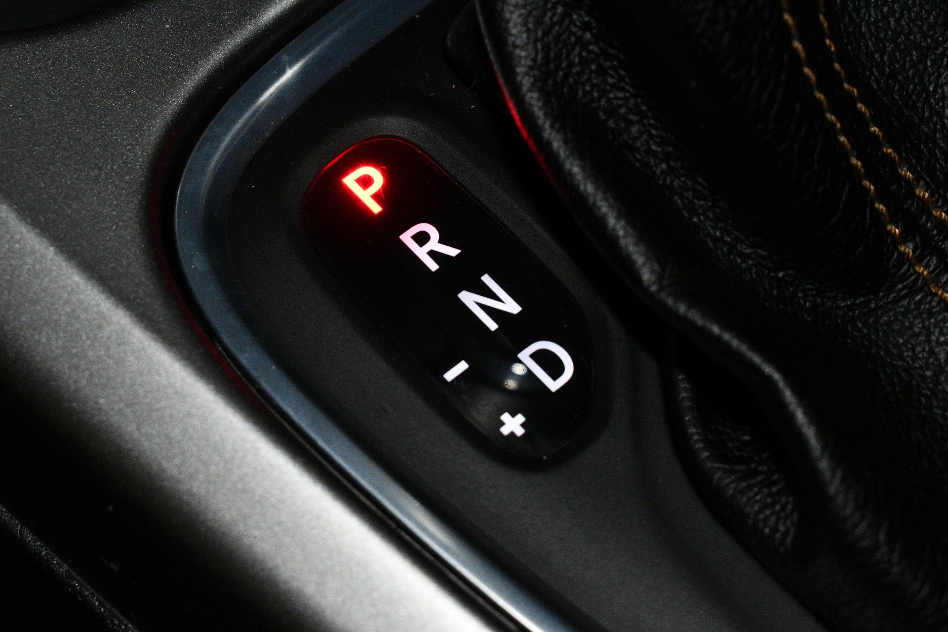 Used 2019 Jeep Compass Latitude w/ Popular Equipment Group image 40