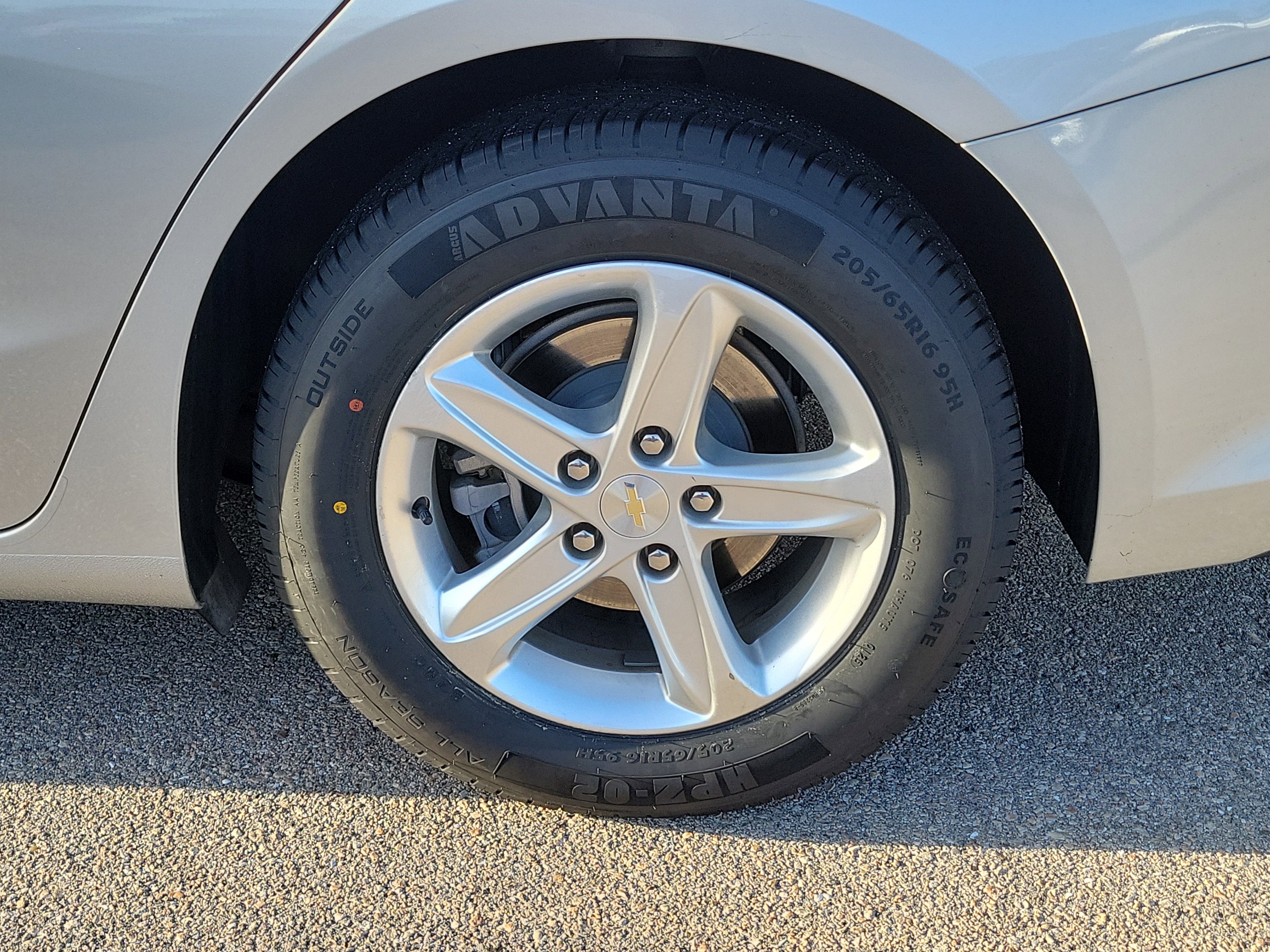 Used 2022 Chevrolet Malibu LS image 11