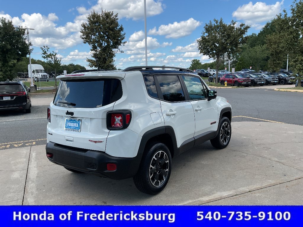 Used 2023 Jeep Renegade Trailhawk AWD/4WD image 5