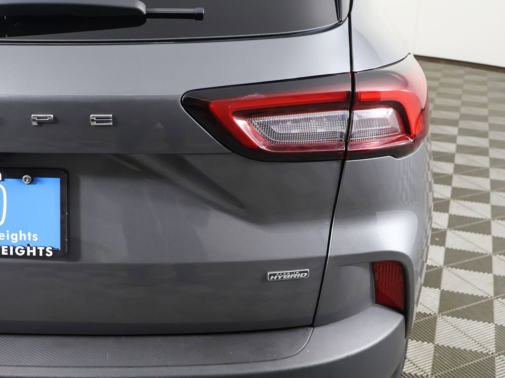 Used 2024 Ford Escape SE image 16