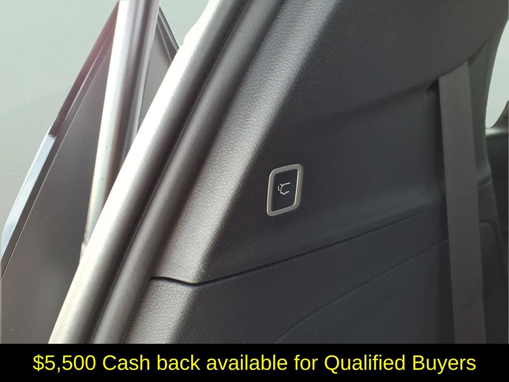 New 2026 Chrysler Pacifica Select FWD image 7