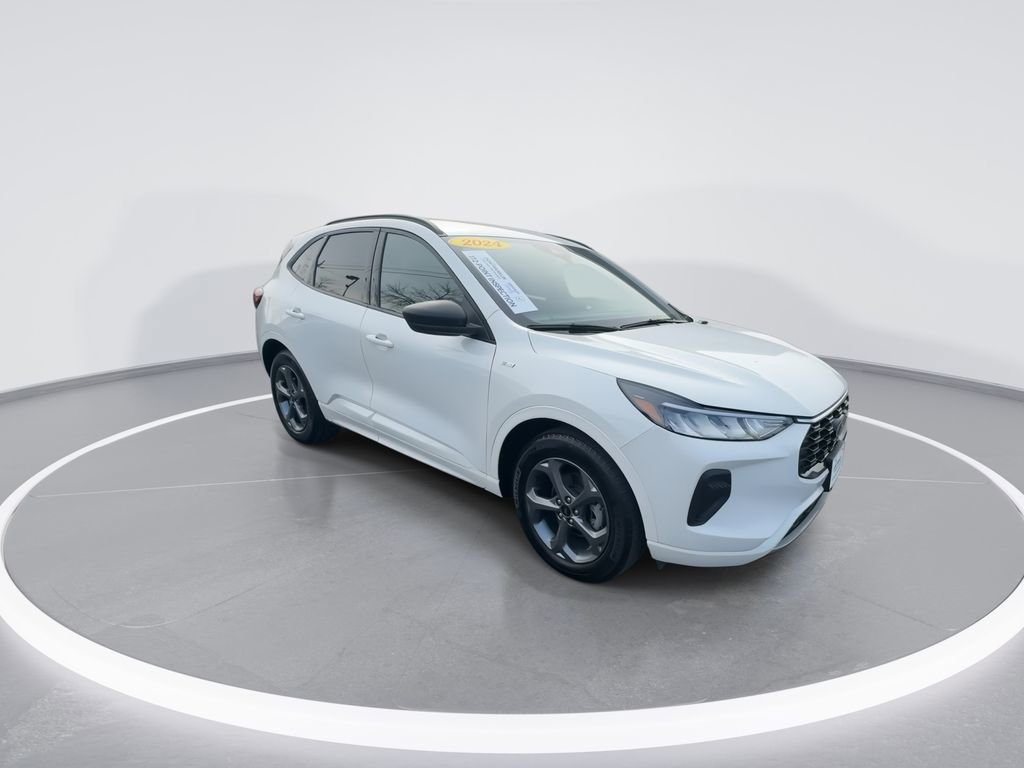 Used 2024 Ford Escape ST-Line w/ Tech Pack #1 image 2