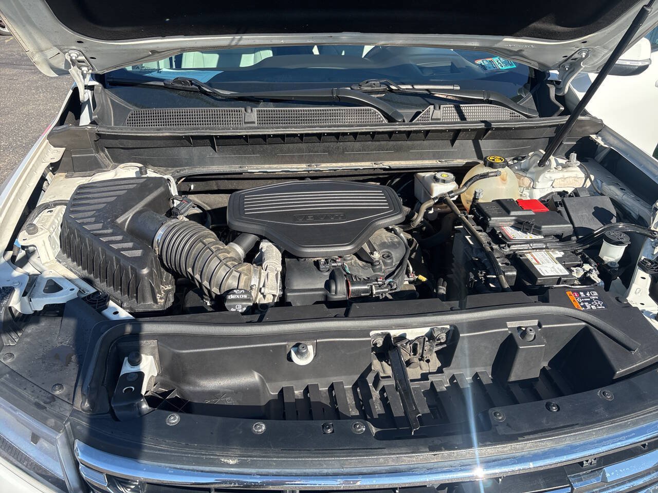 Used 2020 GMC Acadia SLT AWD/4WD image 24