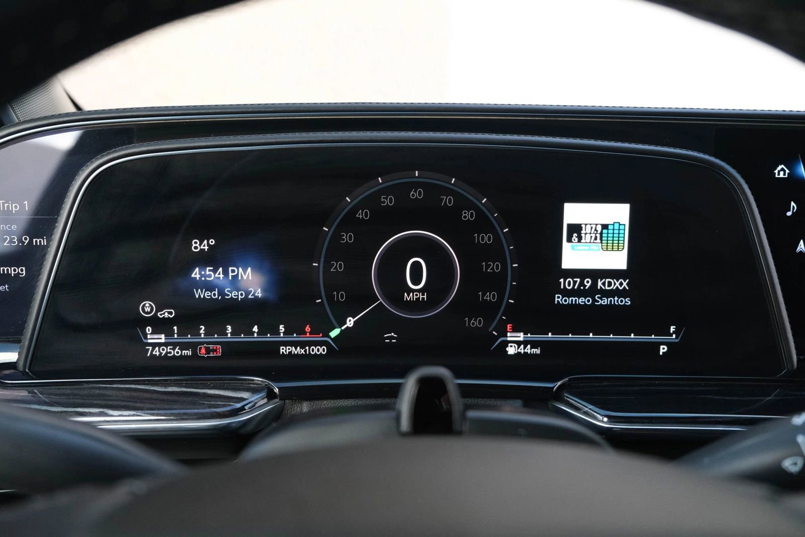 Used 2021 Cadillac Escalade ESV Sport w/ Driver Assist Tech Package image 39