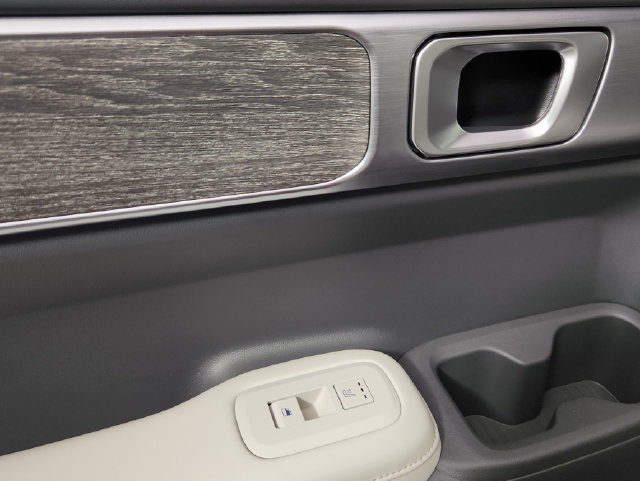New 2026 Hyundai Santa Fe Limited AWD/4WD image 17