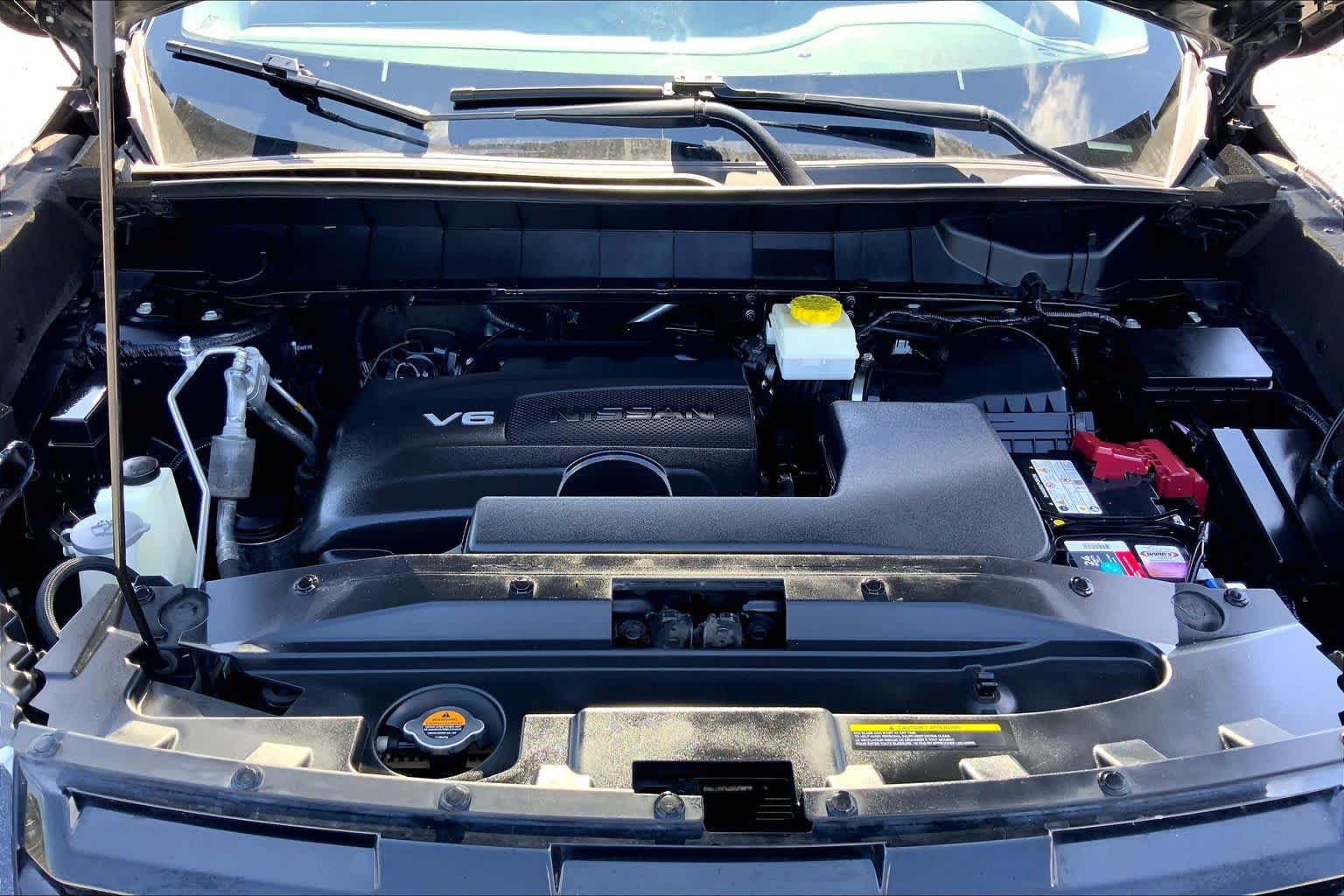 Used 2022 Nissan Pathfinder SV FWD image 31