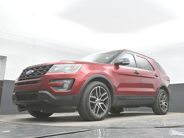 Used 2016 Ford Explorer Sport w/ Equipment Group 401A AWD/4WD image 29