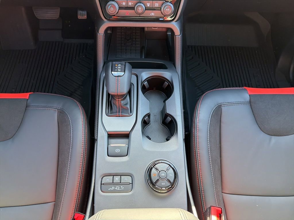 New 2025 Ford Ranger Raptor image 30