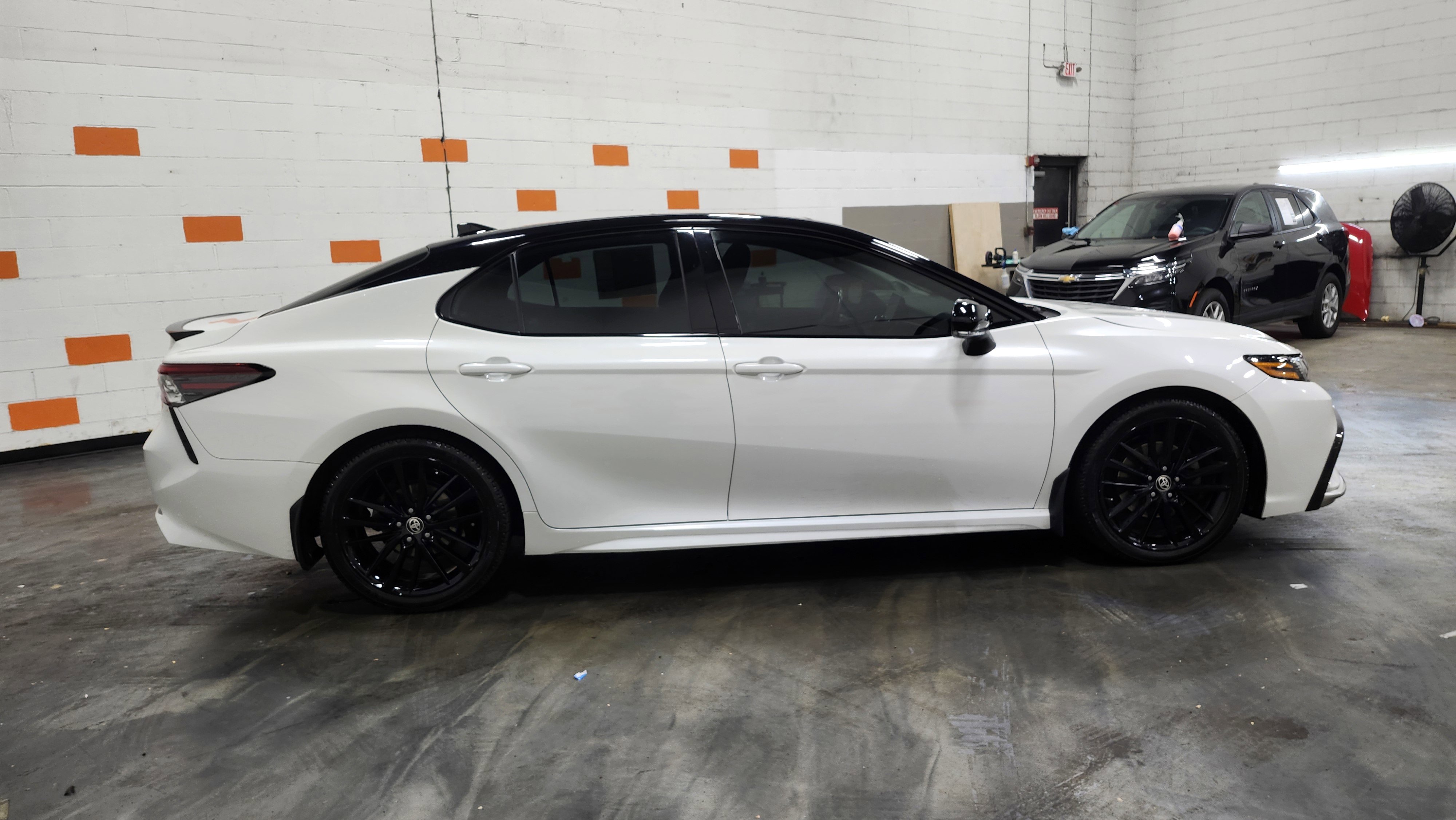 Used 2021 Toyota Camry XSE image 16