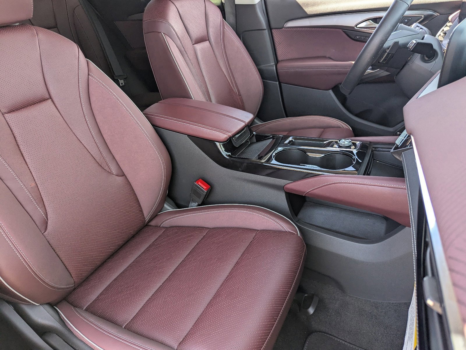 Used 2025 Buick Envision Sport Touring image 11