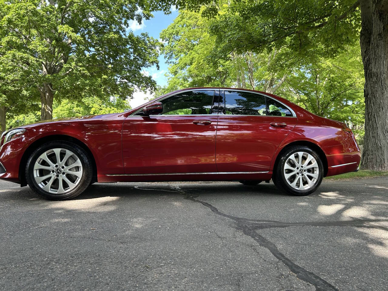 Used 2019 Mercedes-Benz E 450 4MATIC Sedan w/ Driver Assistance Package image 11