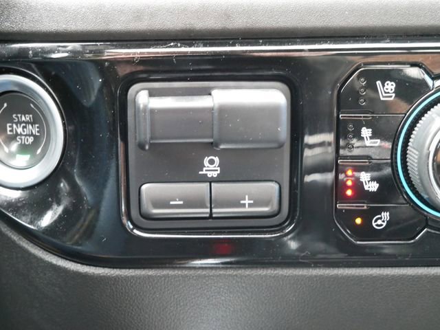 Used 2024 Chevrolet Silverado 1500 High Country image 19