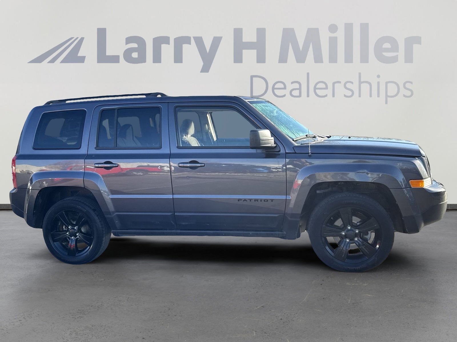 Used 2015 Jeep Patriot Sport w/ Power Value Group image 9